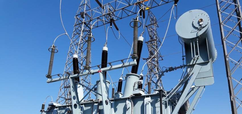 Retrofitting of a 420 kV draw-lead type bushing with a draw-rod type – Part I K. K. Murty - Retrofitting draw-lead type bushing