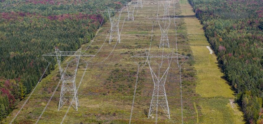 Hydro One energizes 230 kV transmission line