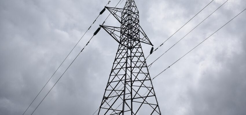 Colombia steps up transmission plans