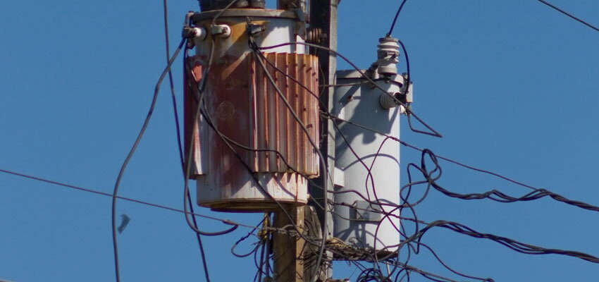 Power restored after damaged transformer causes outage 42121f00ffc451d0c288e11c1f28cbd4