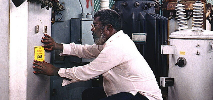 Transformer repairing workshop built in Chandauli district 4ddc75f1698994d05cf43f2316d7d33a