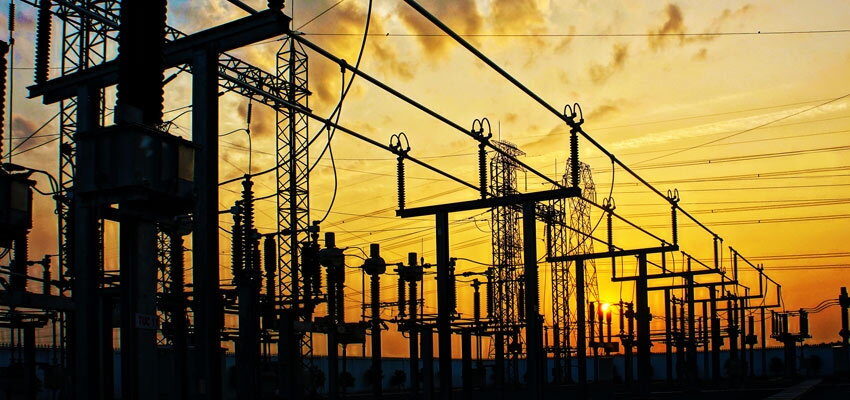 Failure of transformer banks at Duke Energy substation causes outage 70f7f16131bcee9413b03bd0296217c6