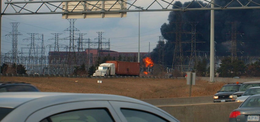 EPE transformer explosion leaves 11 buildings without power in Rosario 753a82091bdf93df272697e1f26229c2