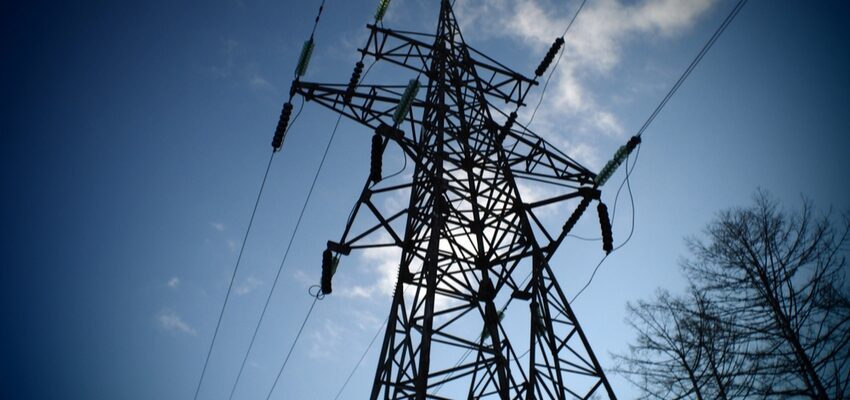 Iran inks preliminary deal to rebuild Syria’s electrical grid