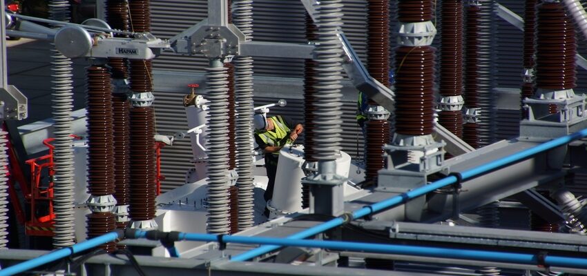 Transformer measurement policies for optimum asset management