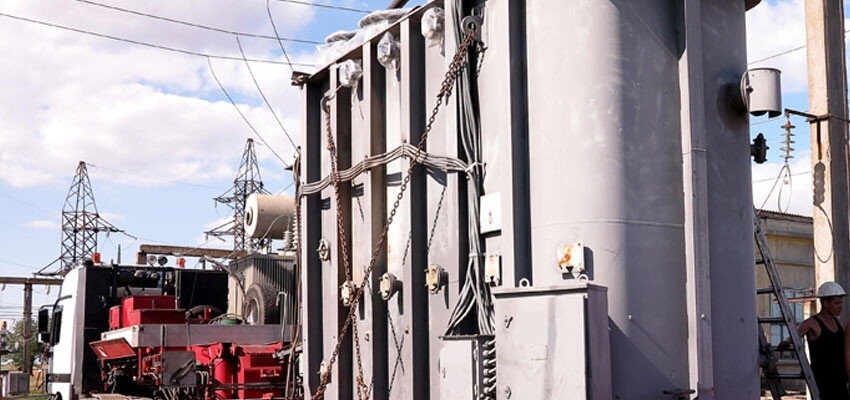 Transpower’s mobile substation heading to National Park, North Island