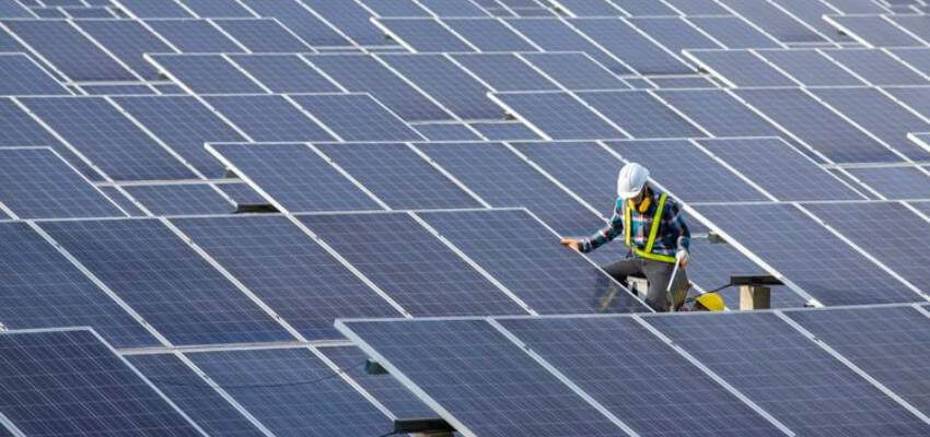 Missouri utility to buy Illinois solar project