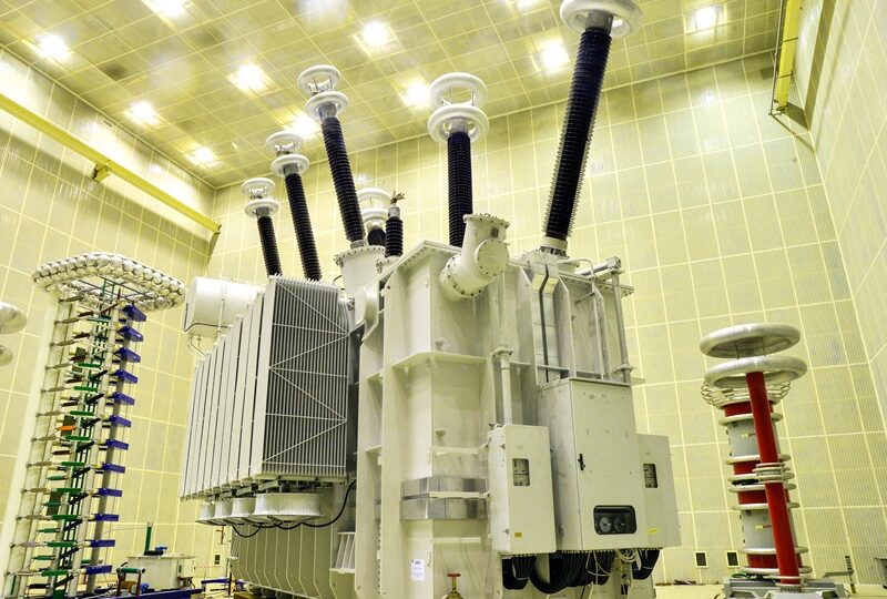 Investigation of magnetic wall shunt combinations on 650 MVA power transformers by finite element methods BEST article