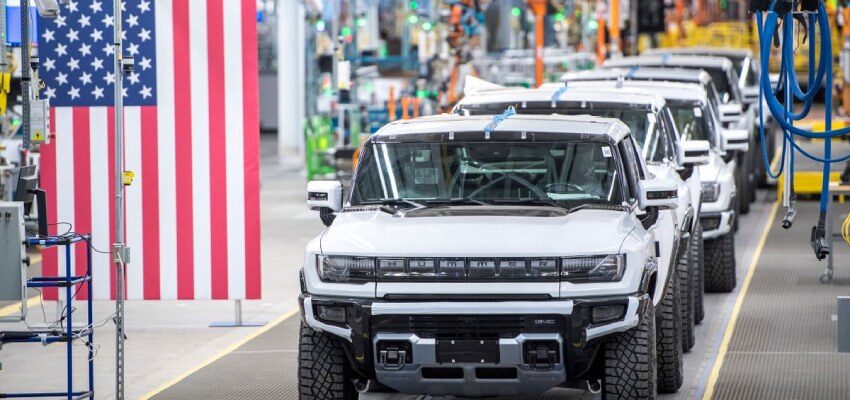 Biden administration awards $900 M for EV charging network Biden administration electromobility
