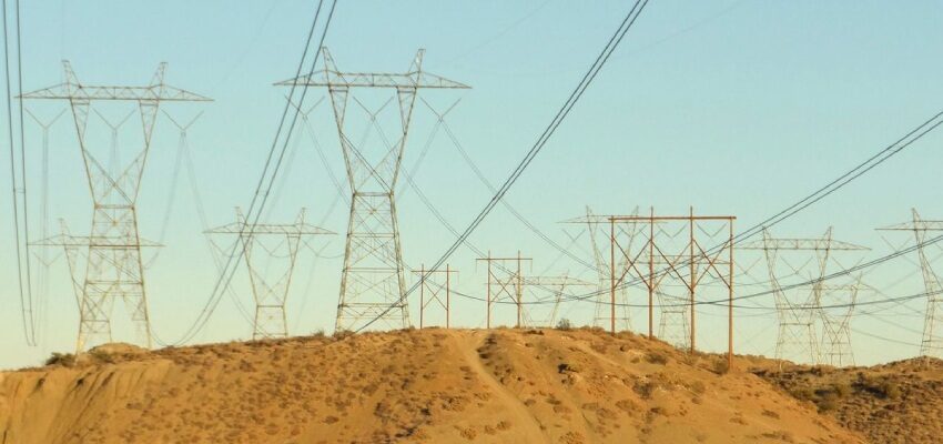 California plans $9.3 B of transmission investments next decade California power transmission