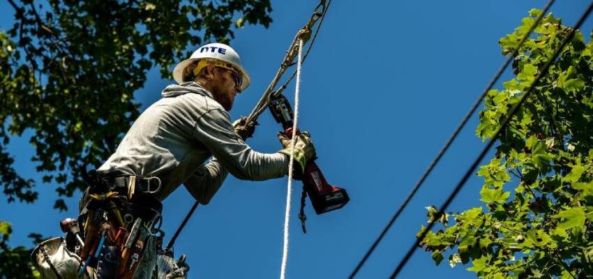 DTE Energy details $7 B investment in smarter grid a line worker