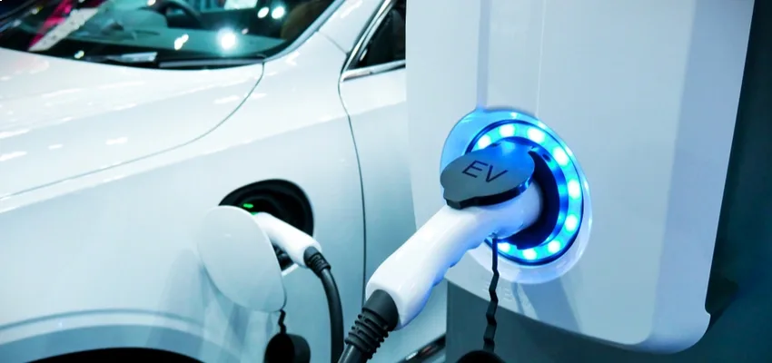 UK invests $2.1 B to build country’s largest public charging network EV charging network UK