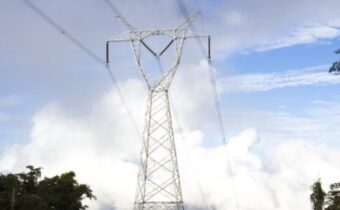 Ecuador power lines