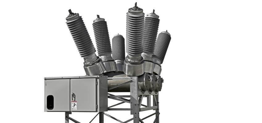 Breaking new ground for dead tank circuit breakers F gas free circuit breaker