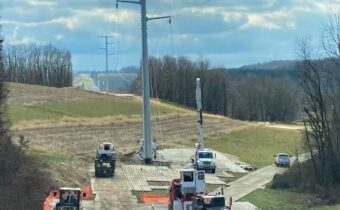 FirstEnergy transmission line construction