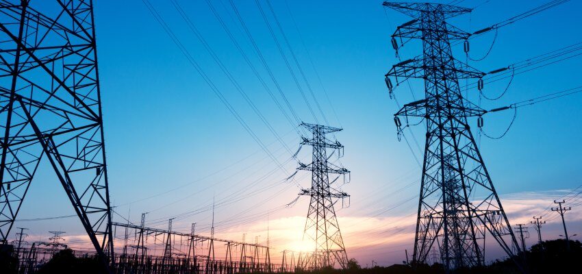 The importance of unifying physical security within the energy sector Genetec Energy Utilities Powerlines 1