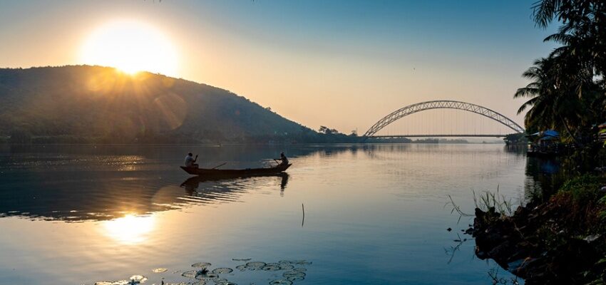 AfDB to grant $28 M for renewables in Ghana Ghana Volta Lake