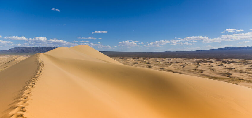 China plans huge wind and solar power rollout in Gobi desert Gobi desert renewables project