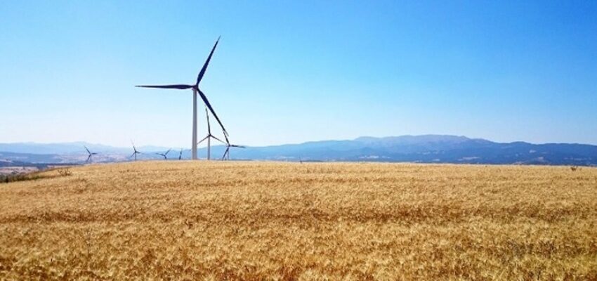 Iberdrola signs $159 M green loan with EIB Iberdrola renewable projects Italy