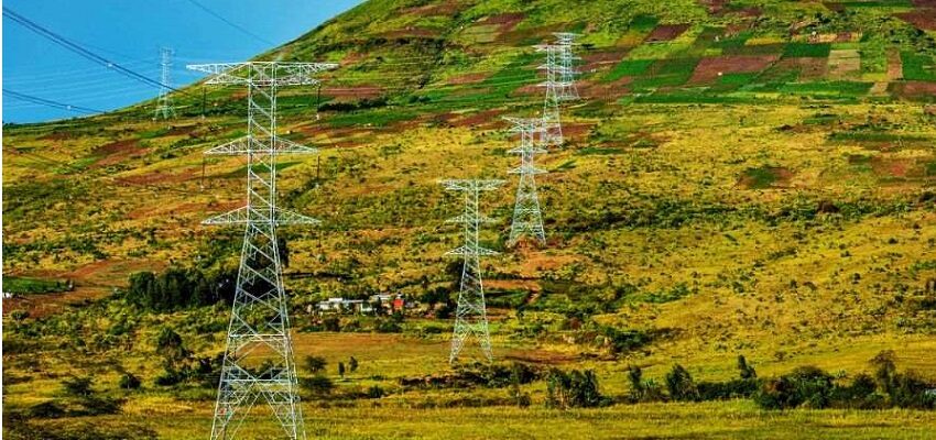 Kenya’s 400 kV transmission line Kenya’s 400 kV transmission line
