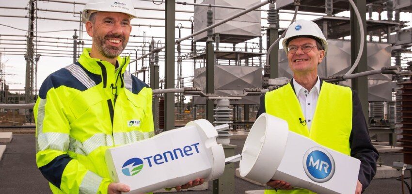 New MSCDN plant commissioned at Schwandorf substation Maschinenfabrik Reinhausen TenneT commissioning