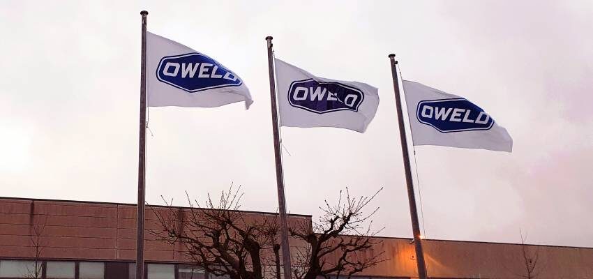 40 years of oxyhydrogen gas generators with Oweld Oweld flag