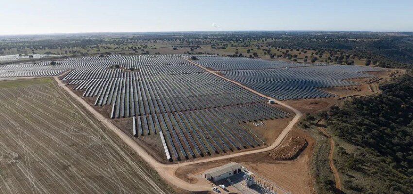 RWE commissions Casa Valdes solar farm RWE solar farm commissioning