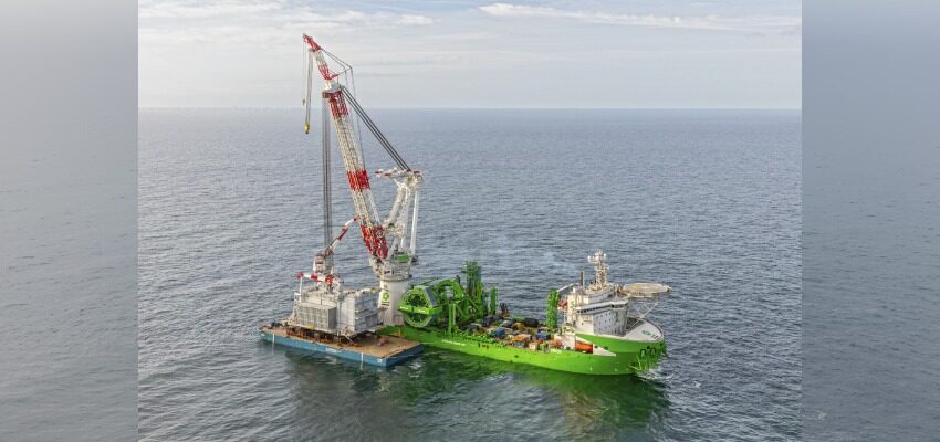 Topside Hollandse Kust (north) successfully placed on jacket for TenneT Schip De Orion met de topside van Hollandse Kust (noord) ter hoogte van Egmond aan Zee - fotograaf Flying Focus