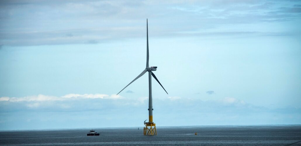 Eolus applies to build floating wind farm Eolus applies to build floating wind farm