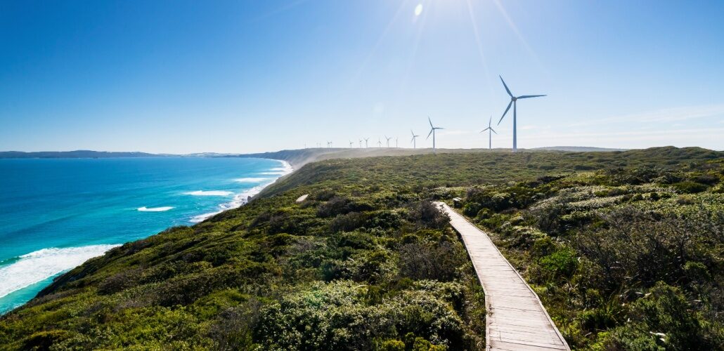 澳大利亚将在可再生能源领域投资150亿美元 Australia to invest $15 B in renewable energy