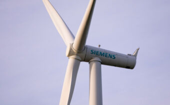 First turbine installed at New York’s first offshore wind farm