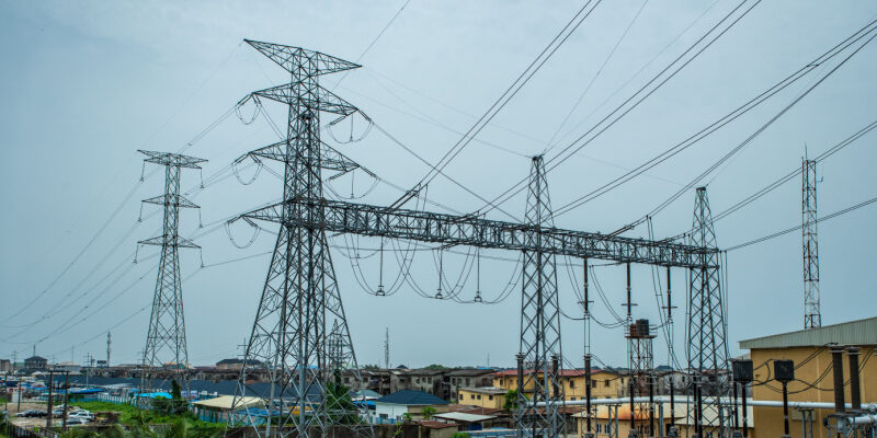 一名男子在偷窃变压器电缆时触电身亡 Man electrocuted stealing transformer cables