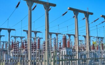 New transformer delivered to Bengeworth Road substation
