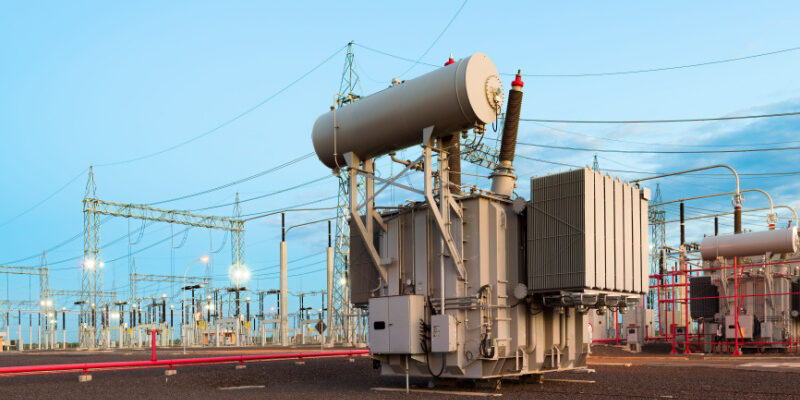 PSE installs high voltage transformer Puget Sound Energy installs high voltage transformer