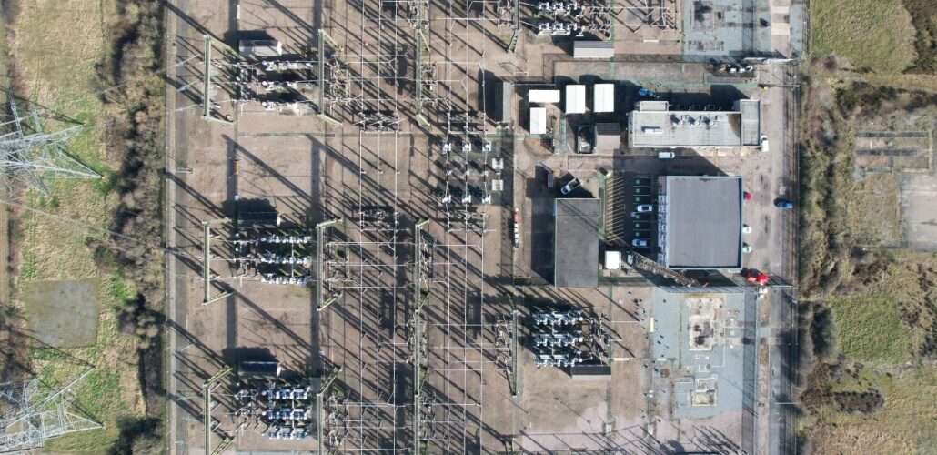 UKPN安装智能变电站 UKPN installs smart substation
