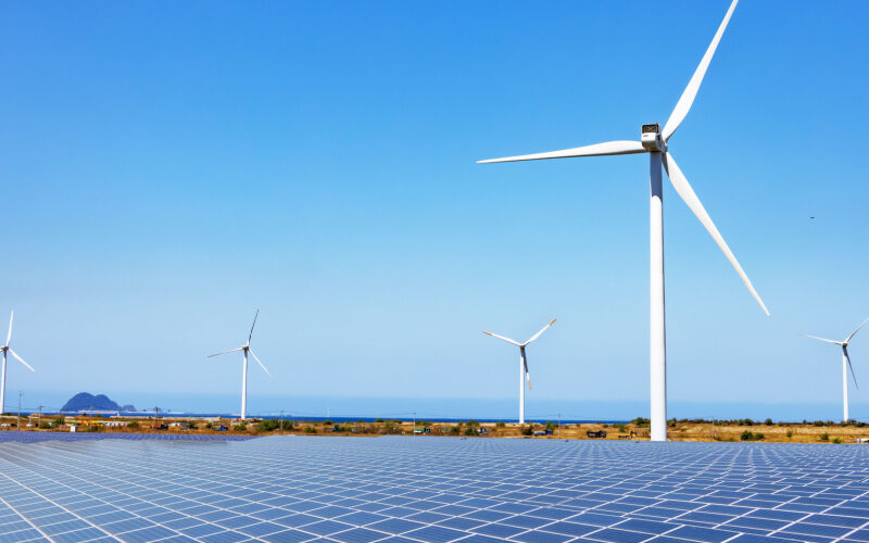 UAE’s Masdar signs 1 GW solar and wind energy deals in Azerbaijan UAE’s Masdar signs 1GW solar and wind energy deals in Azerbaijan