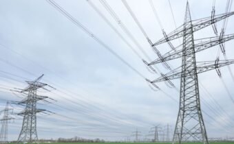 GE Vernova to provide grid-stabilizing tech for 50Hertz