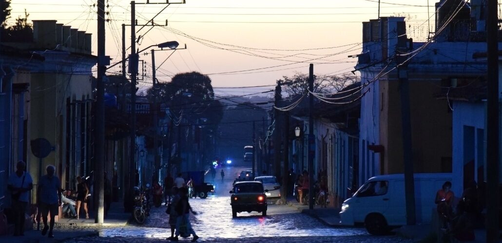 Nationwide blackout hits Cuba Nationwide blackout hits Cuba