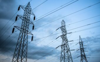Winds wreak havoc on power lines in India