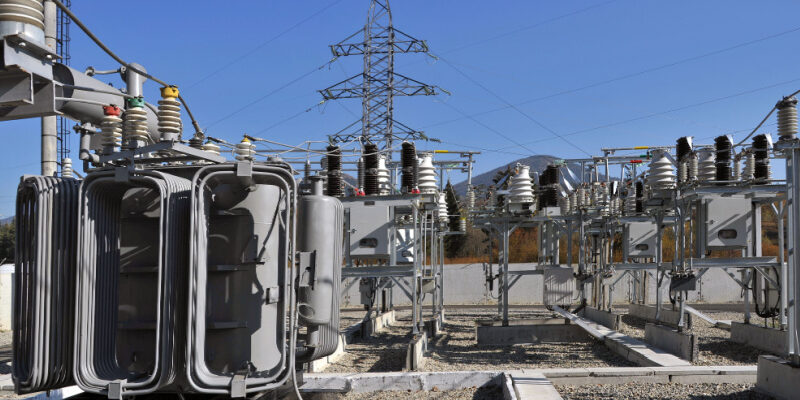 Oil filled transformer market revenue to reach $37 Bn by 2032 Oil Filled Transformer Market revenue to reach $37 Bn by 2032