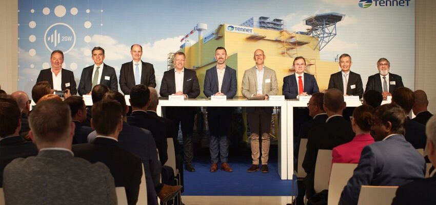 Contract signed for $7.7 B offshore grid connections in North Sea Siemens Energy Tennet Dragados Offshore