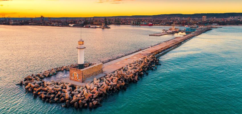 Bulgarian tie-up lands $5.5 M deal for upgrade of Varna traction substation Varna-Transformers-Magazine.