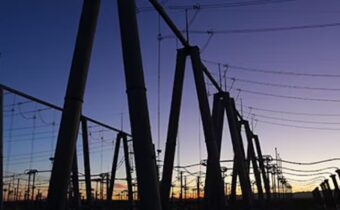WAPA and TEP rebuild transmission line