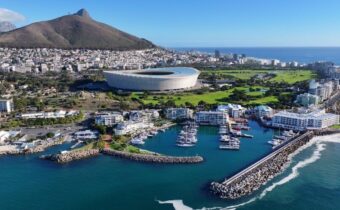 cape town_Shutterstock_2485314389