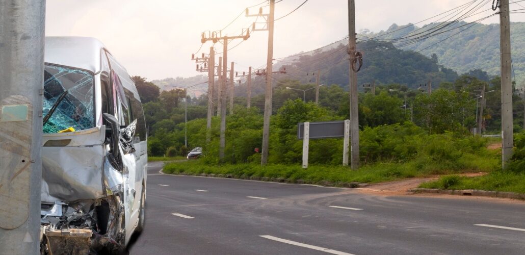 Driver killed in power pole crash in Phuket crash_Shutterstock_1584001348