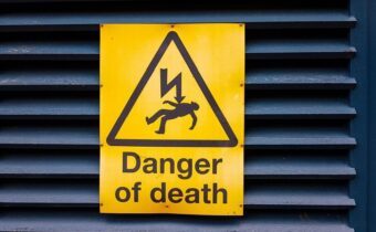 danger_Shutterstock_1453011302
