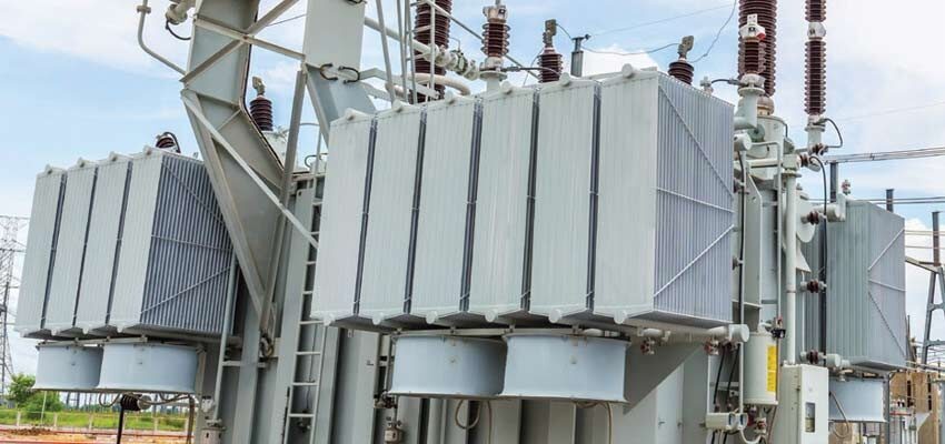 Insulating liquid properties impacting transformer performance