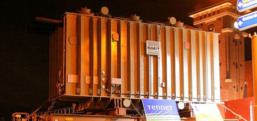 A bungalow-sized transformer ends an exceptional journey from South Korea to UK ffb67c0cbdf3cc4dd2a13b69ce367cd4