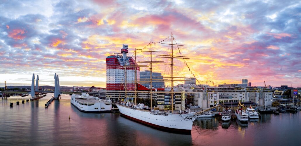 Gothenburg commits $13.5 M to shore power transformer gothenburg_Shutterstock_2292233495