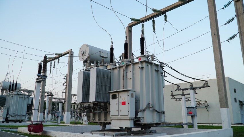 Smart transformers: Revolutionizing the renewable energy landscape Smart Transformers: Revolutionizing the renewable energy landscape by S. Naz